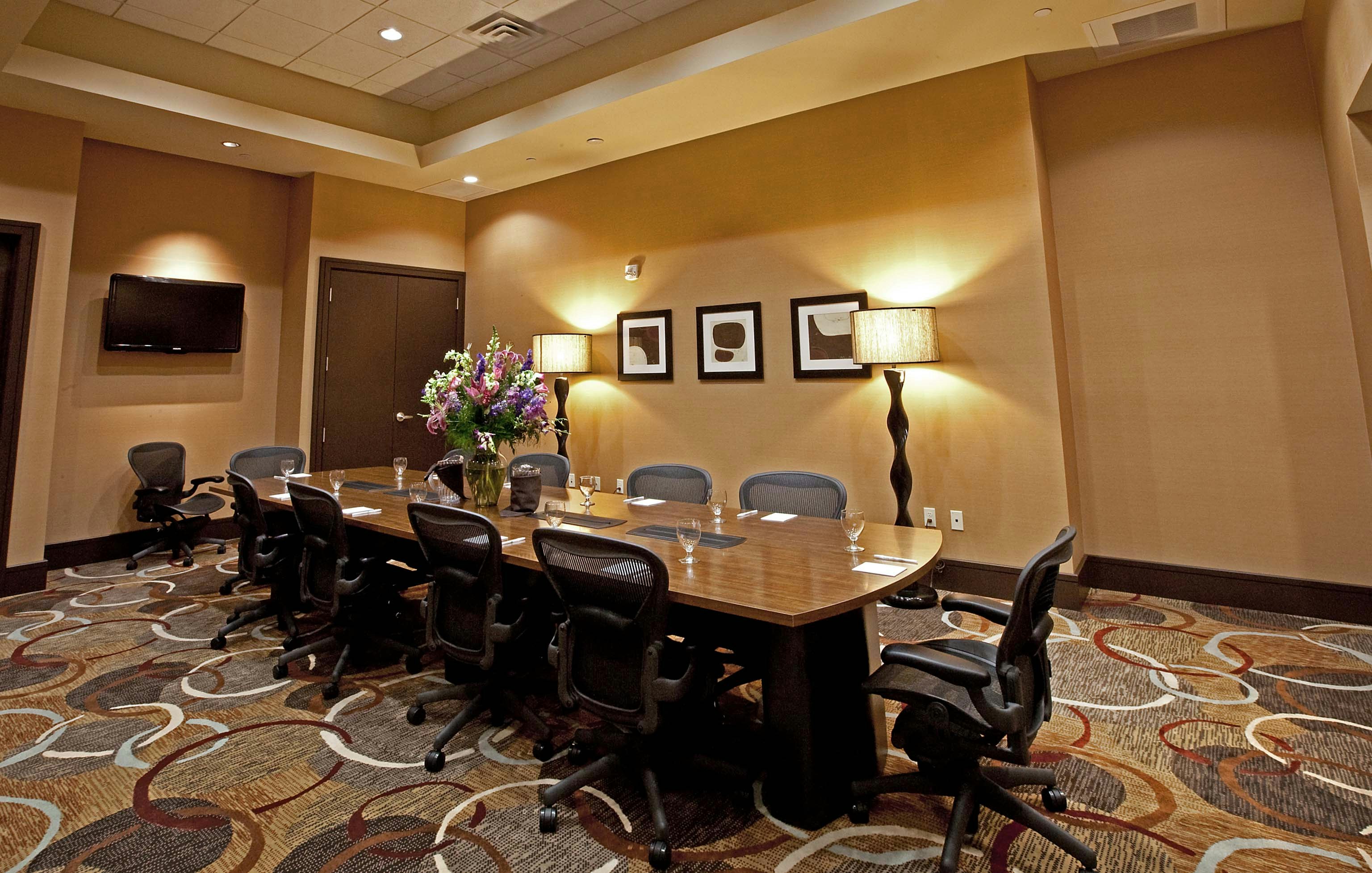Embassy Suites Palmdale 57/63