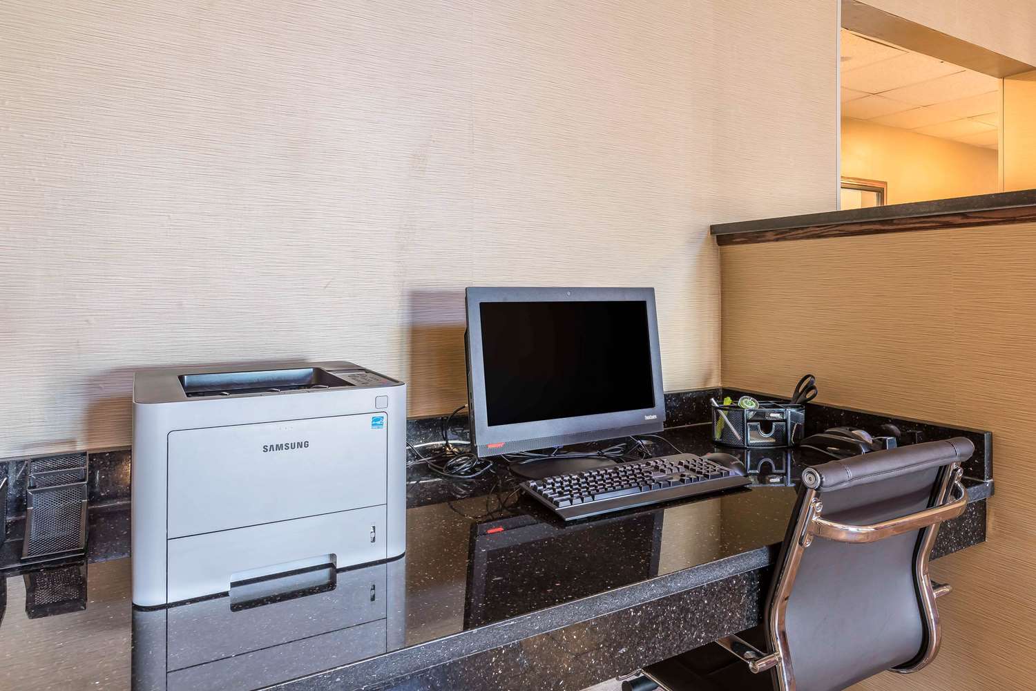 Comfort Suites Fort Wayne North 13/14