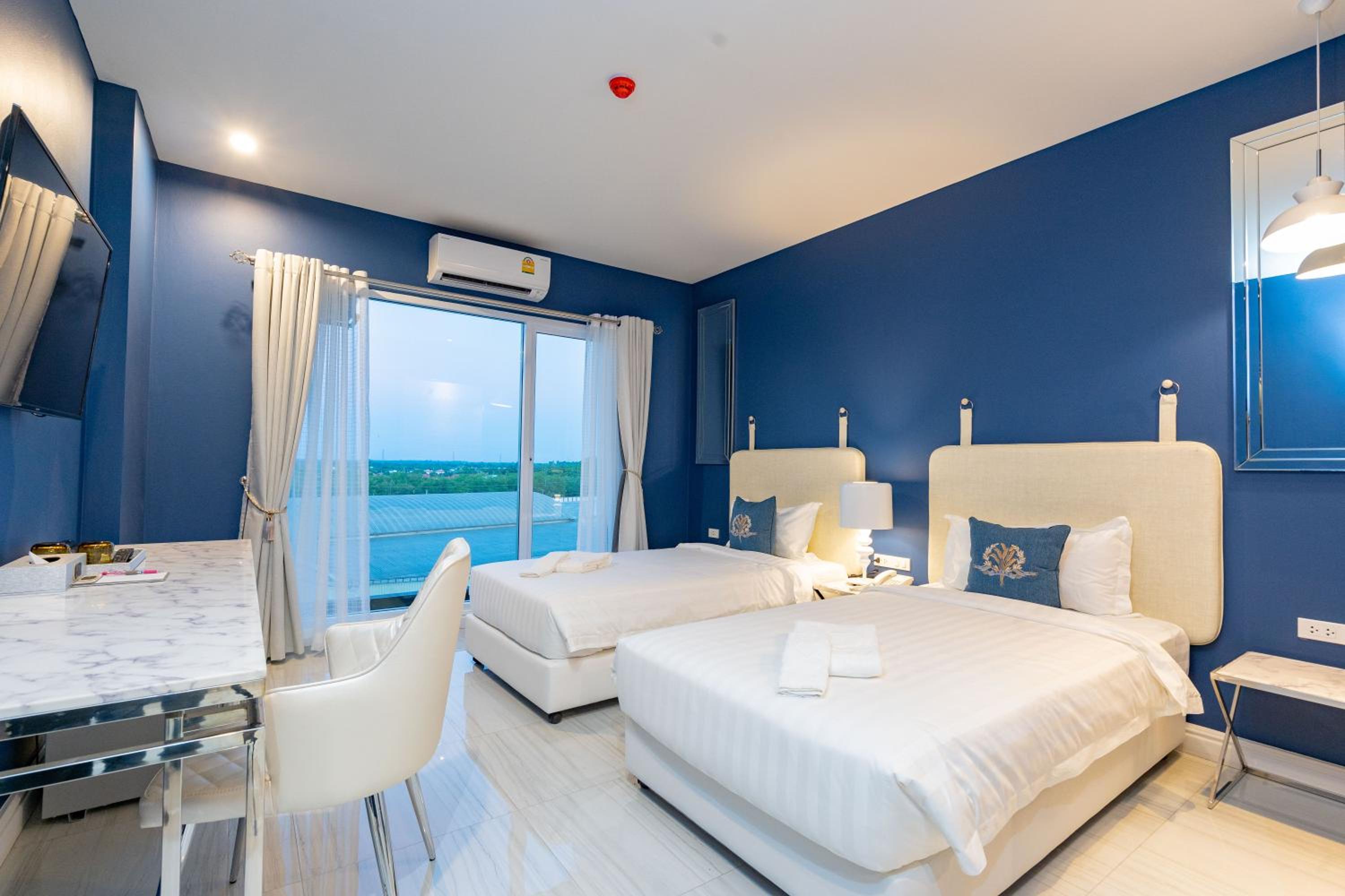 Belle Grand Hotel 23/58