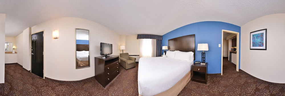 Ramada Plaza by Wyndham Sheridan Hotel and Convention Center 18/50