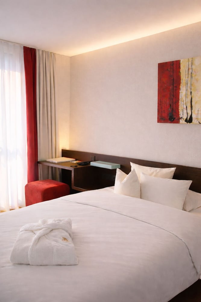 Sante Royale Hotel 17/65