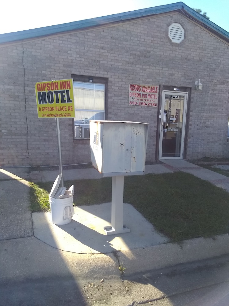 Gipson Inn Motel 21/26