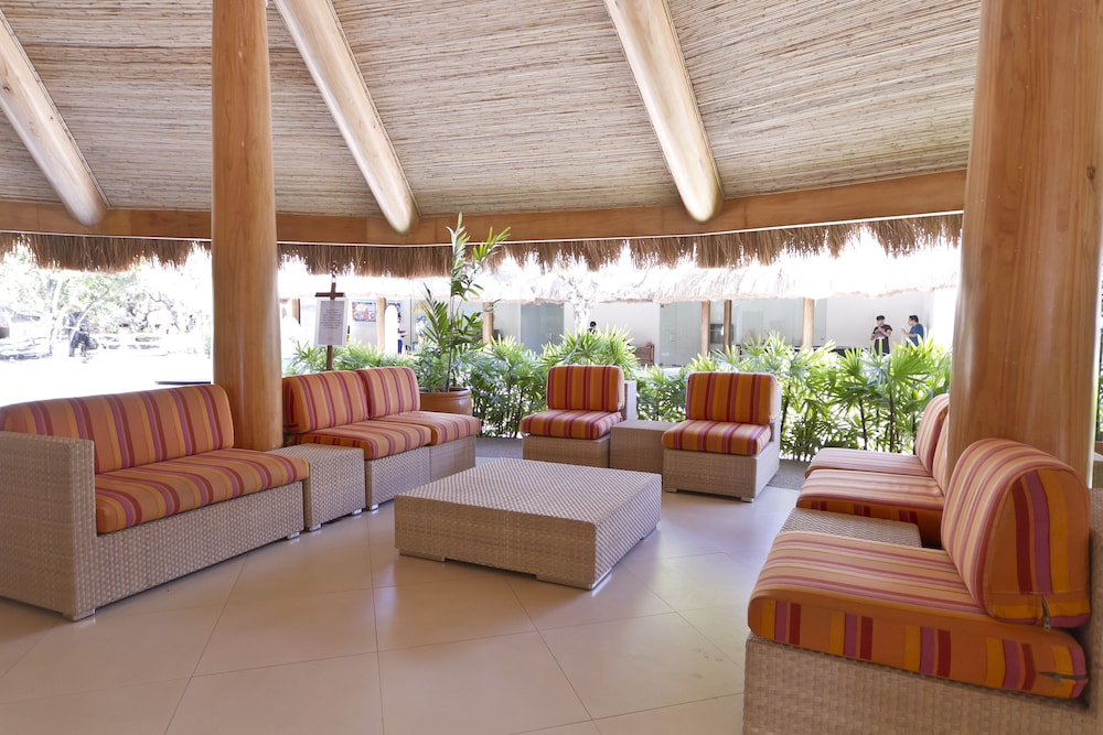 Bluewater Maribago Beach Resort 30/50