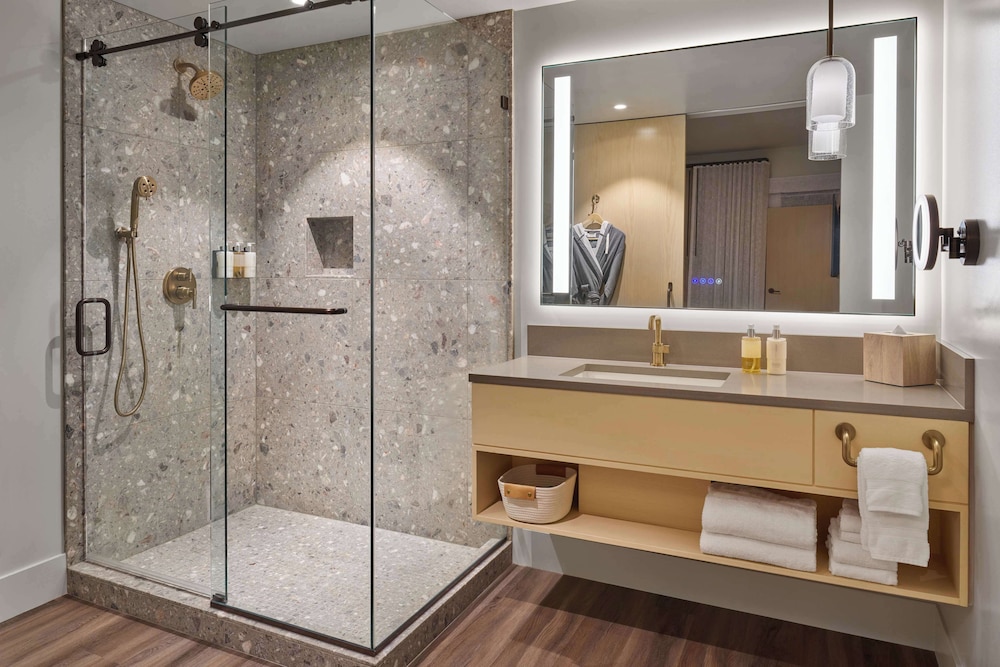 MISSION PACIFIC BEACH RESORT, part of JdV by Hyatt 43/50