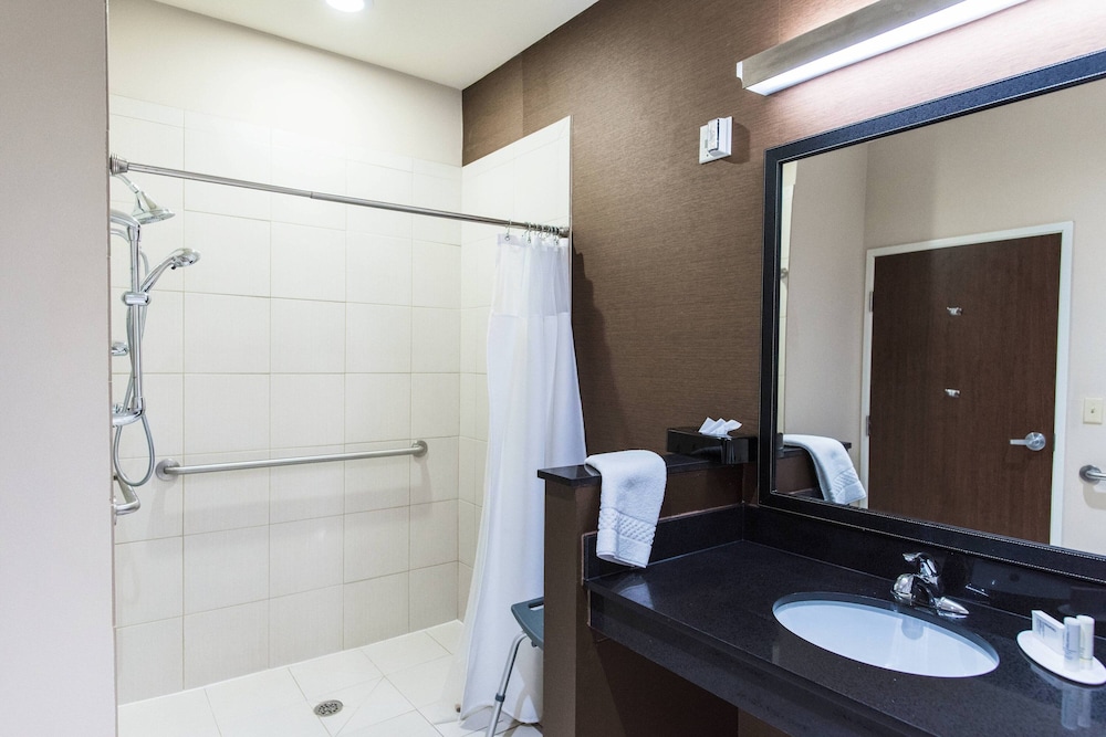 Fairfield Inn Suites Natchitoches 13/40