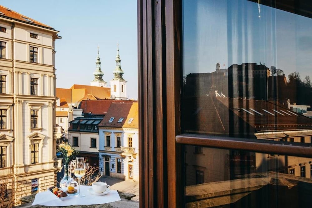Grand Palace Brno hotel 45/48