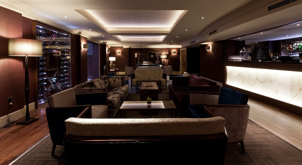 Fairmont Cheshire The Mere 29/49