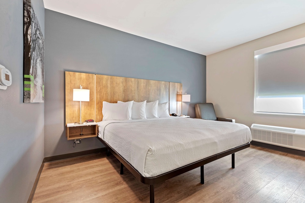 Extended Stay America Tampa Gibsonton Riverview 18/50