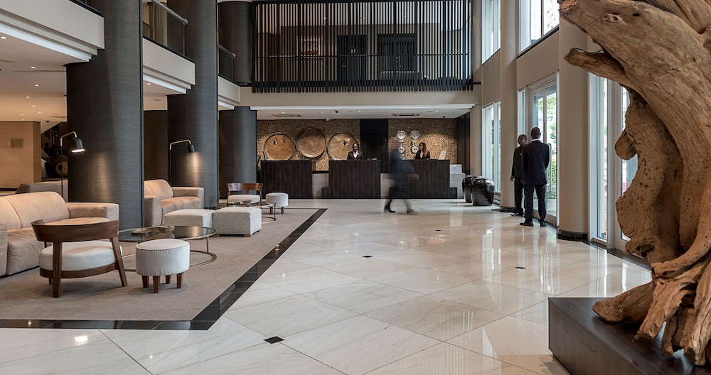 Avenida Hotel Maputo 51/56