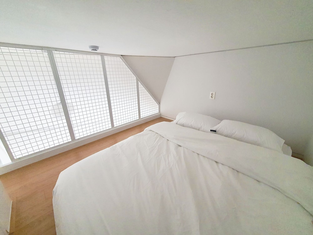 Yolo Guesthouse - Hostel 15/50