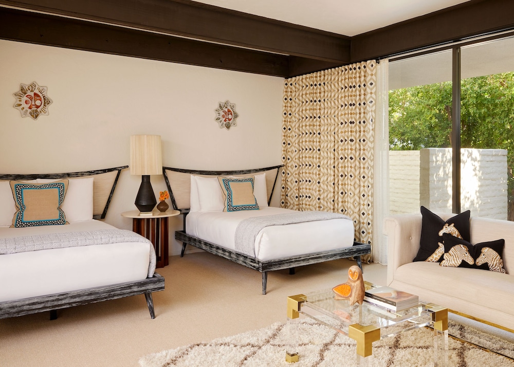 Room, 2 Double Beds, Pool Side
