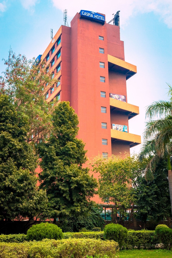 CASPIA HOTEL NEW DELHI SHALIMAR BAGH 3/67