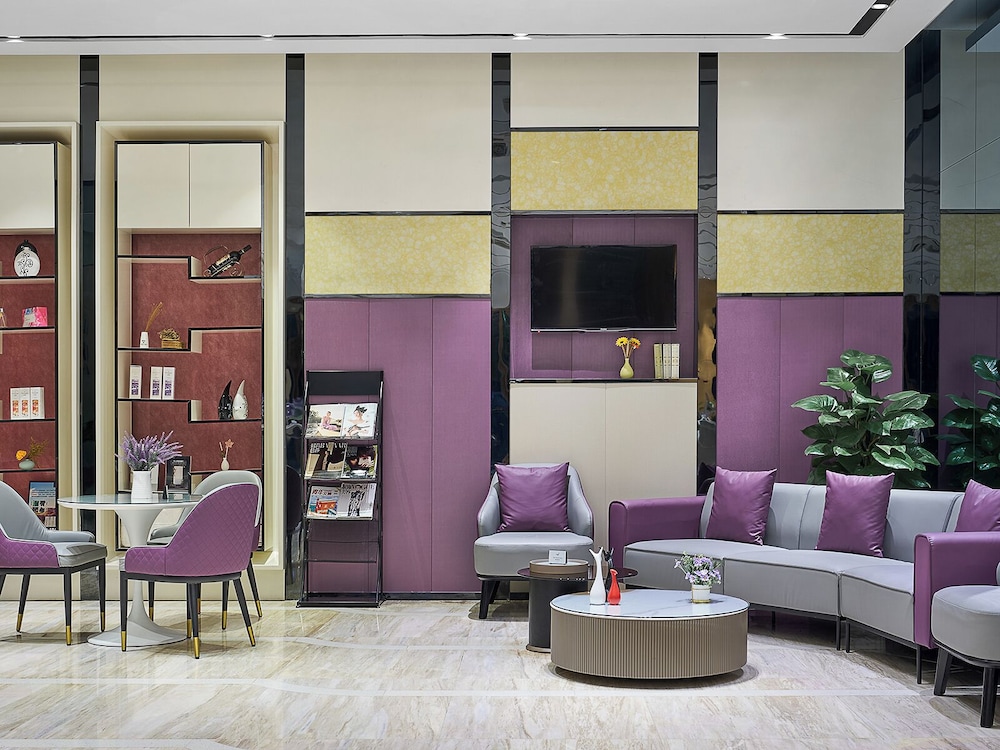 Lavande Hotel Baiyun International Airport Branch 32/51