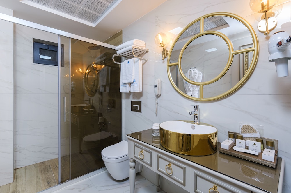 Elysium Green Suites 59/60