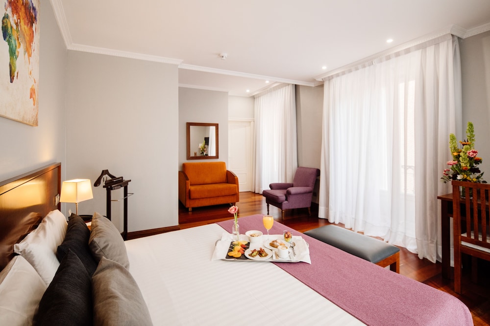Hotel Infantas by MIJ 15/38