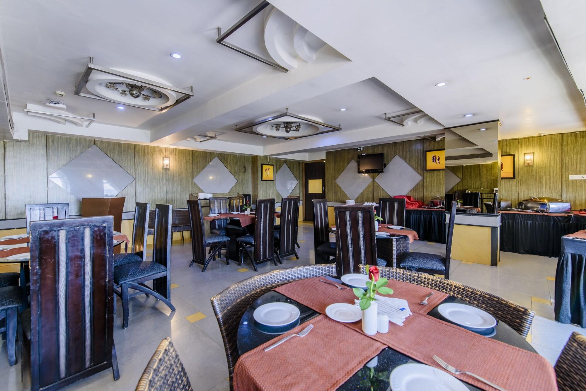 HOTEL GRAND DHILLON 25/31