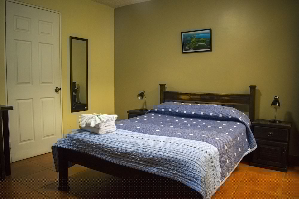 Costa Rica Guesthouse 15/70
