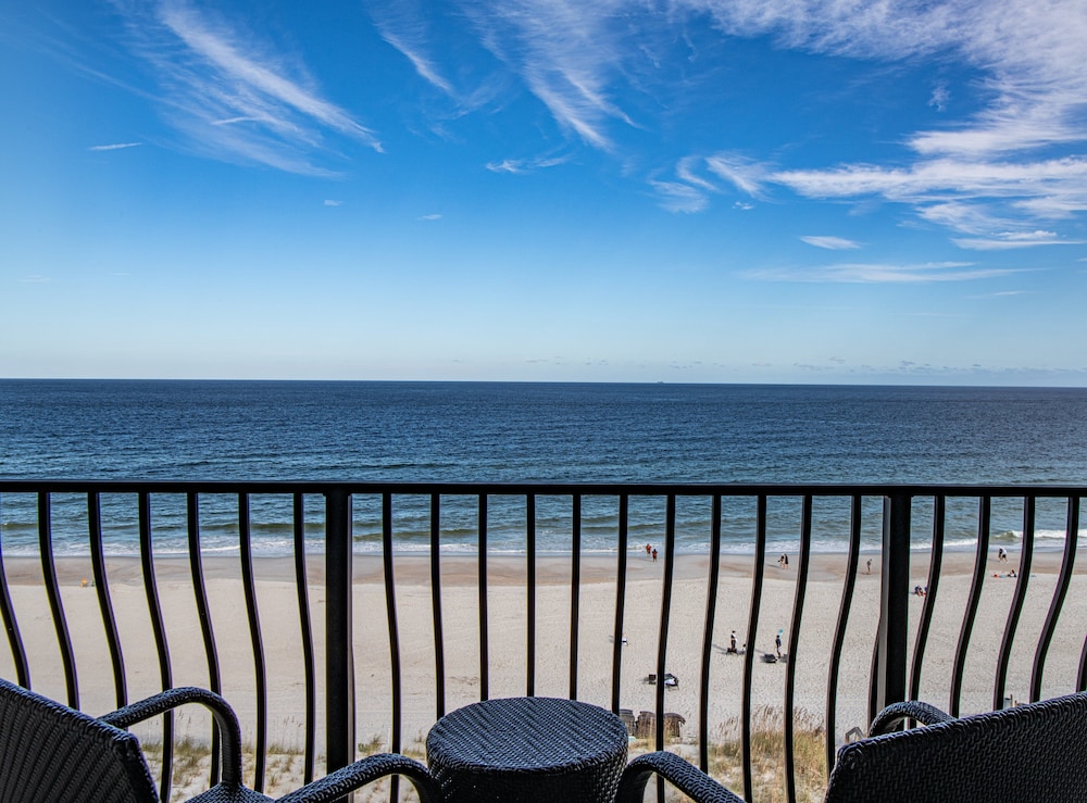 One Ocean Resort & Spa 59/62