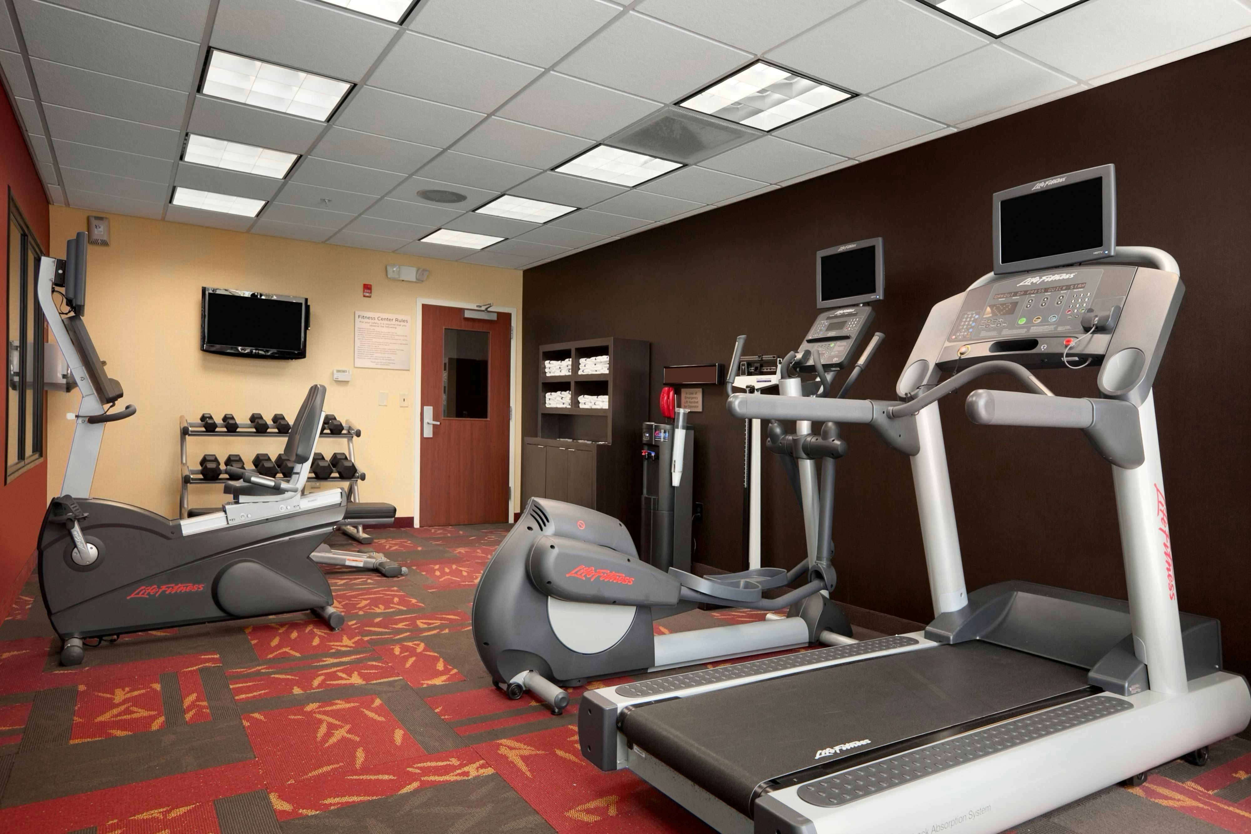 Courtyard By Marriott Wall At Monmouth Shores Corporate Park 14/30