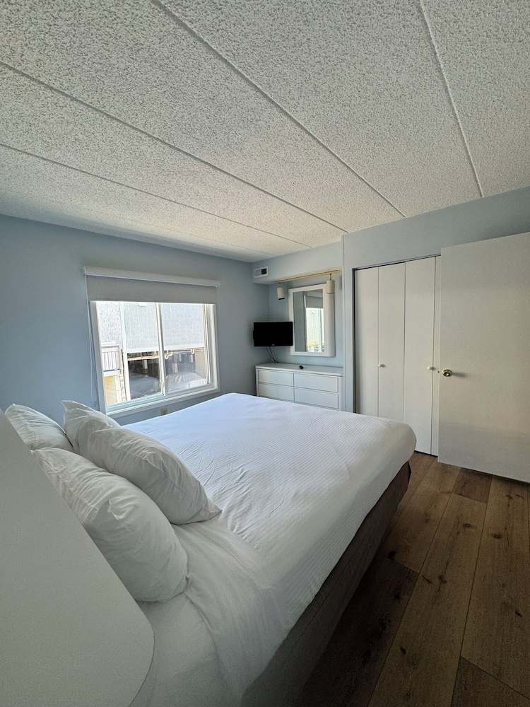 Wild Dunes Inn 17/27