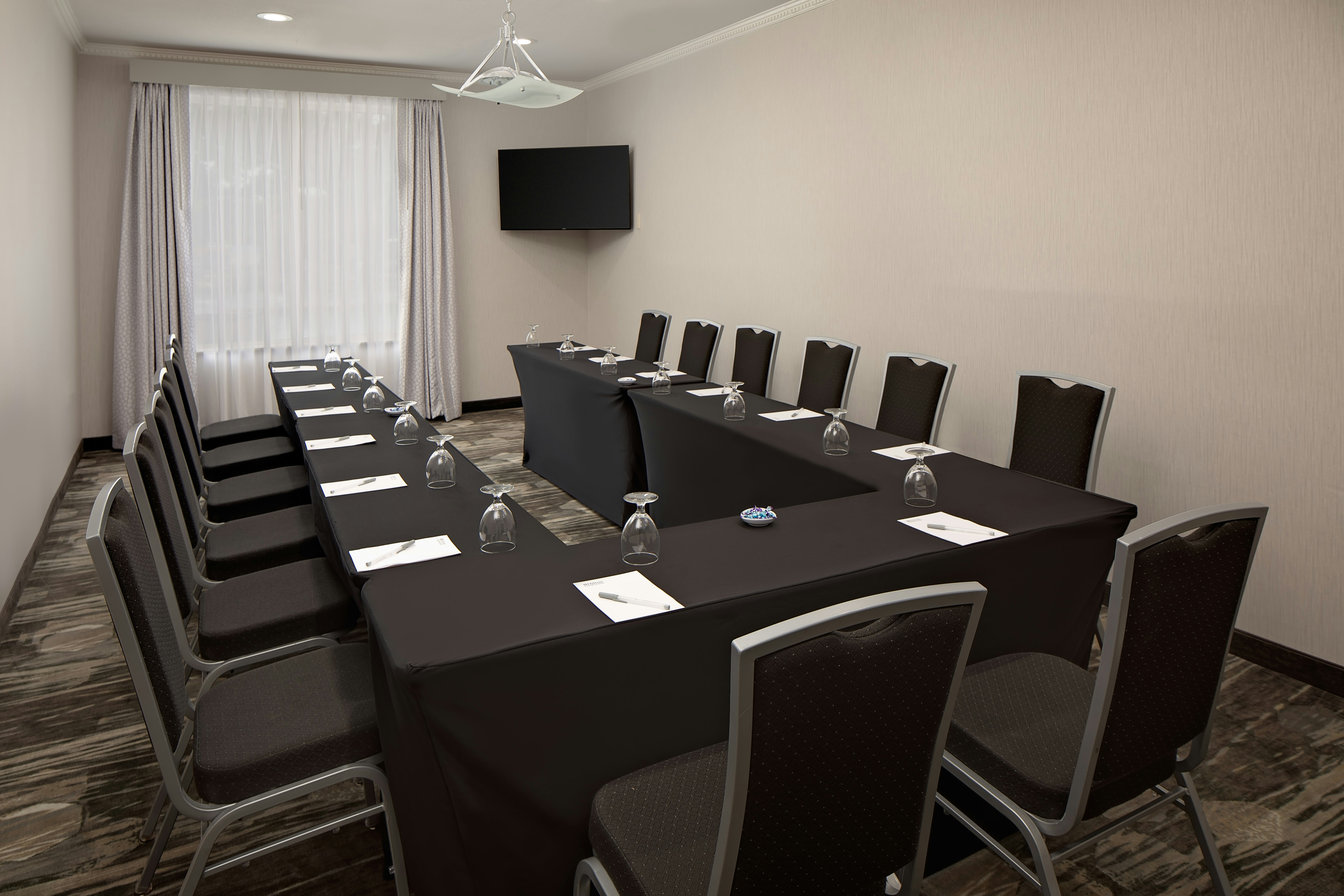 Hilton Garden Inn Dfw Airport South 56/74