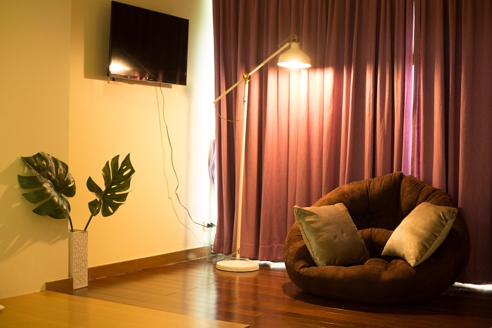 P2 BOUTIQUE HOTEL 55/78