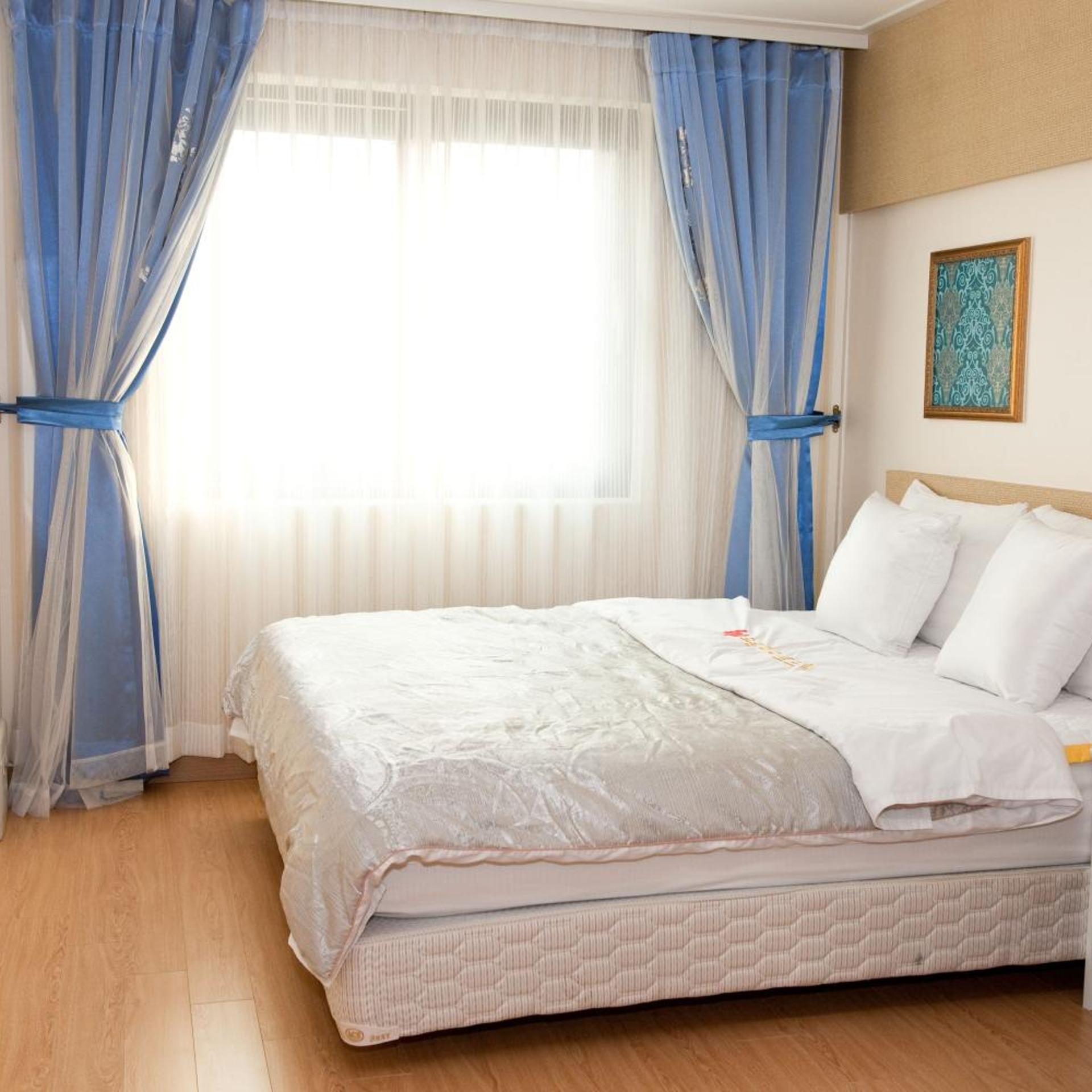 Yuwon Hotel 12/57