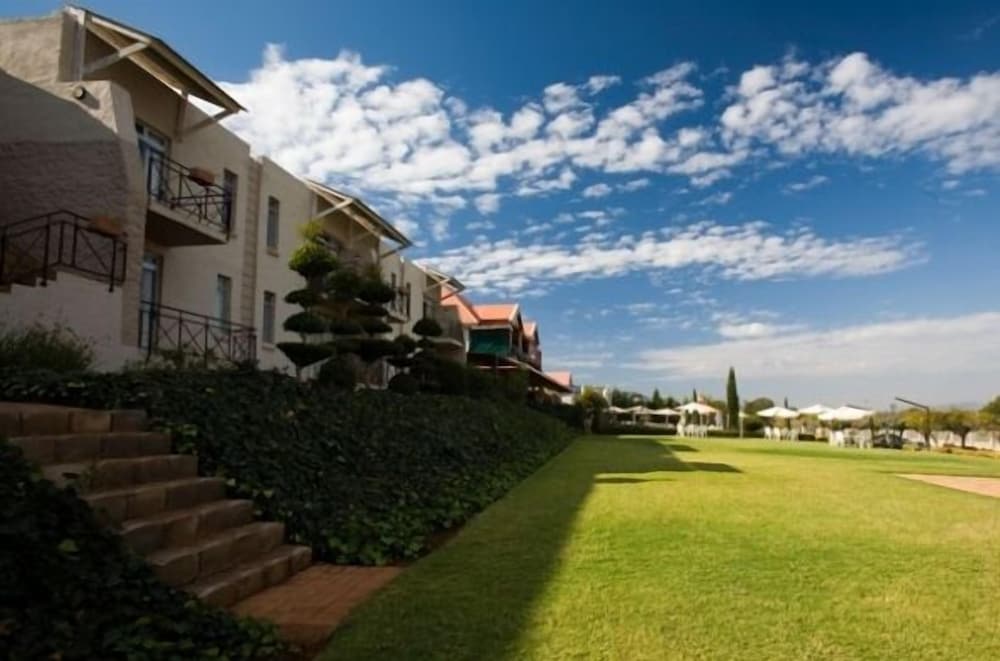 Villa Paradiso Country Manor 25/34