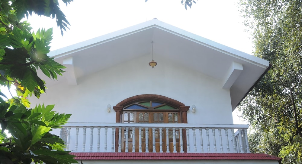 D'souza's Holiday Homes 1/19