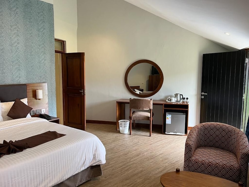 Morogoro Hotel 12/50