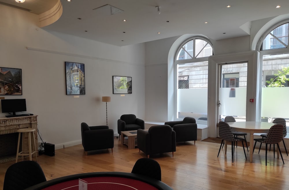 Inter Hotel Le Roncevaux 30/30