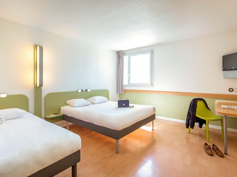 Ibis budget Frejus Saint Raphael Centre et Plage 20/64