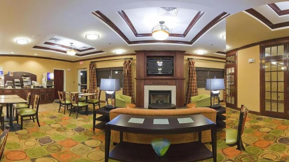 Holiday Inn Express Hotel Suites Florence Northeast 30/42