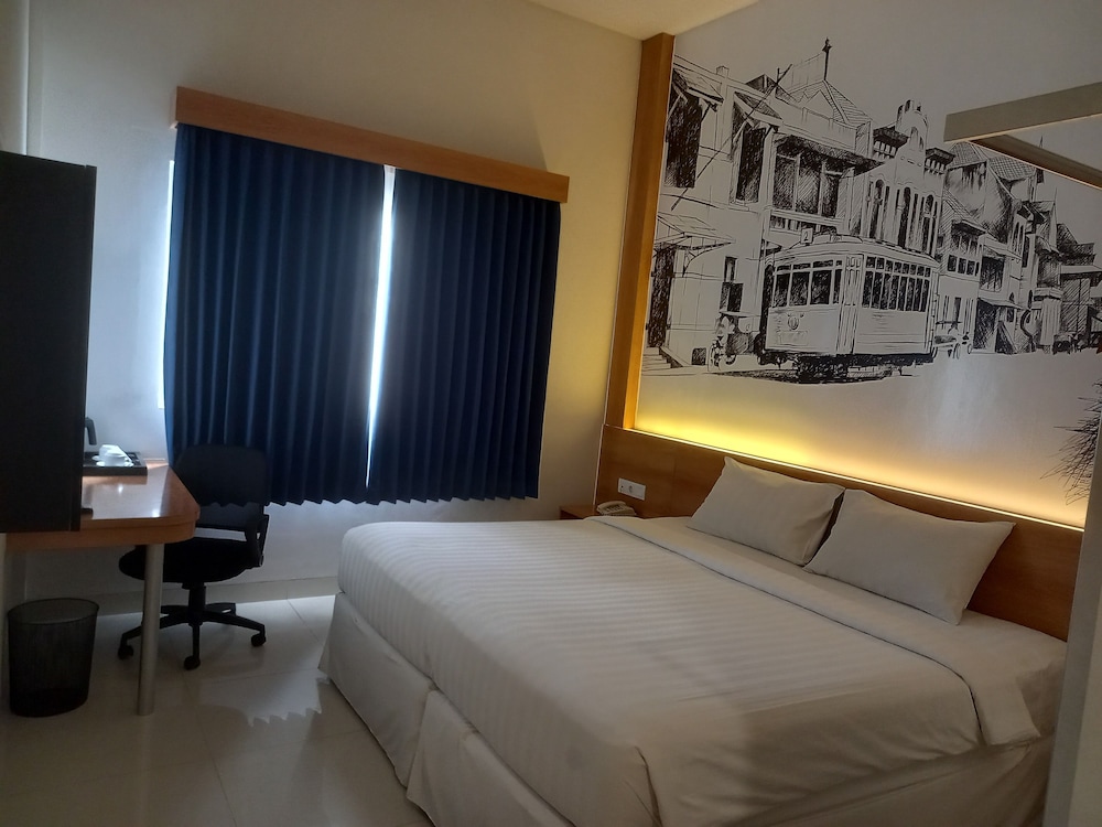 SUPERIOR, DOUBLE OR TWIN BED