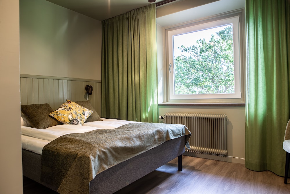 Hotell Hehrne 10/50