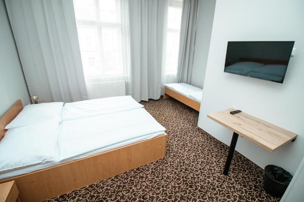 STANDARD, DOUBLE BED