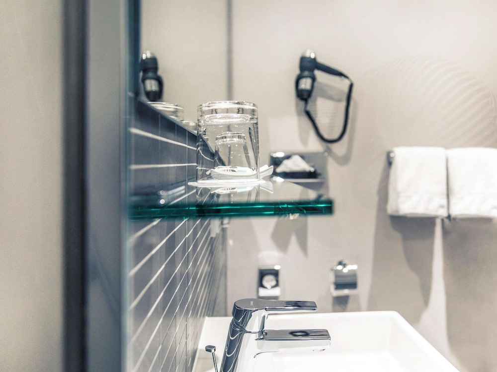 Mercure Hotel Luedenscheid 57/72