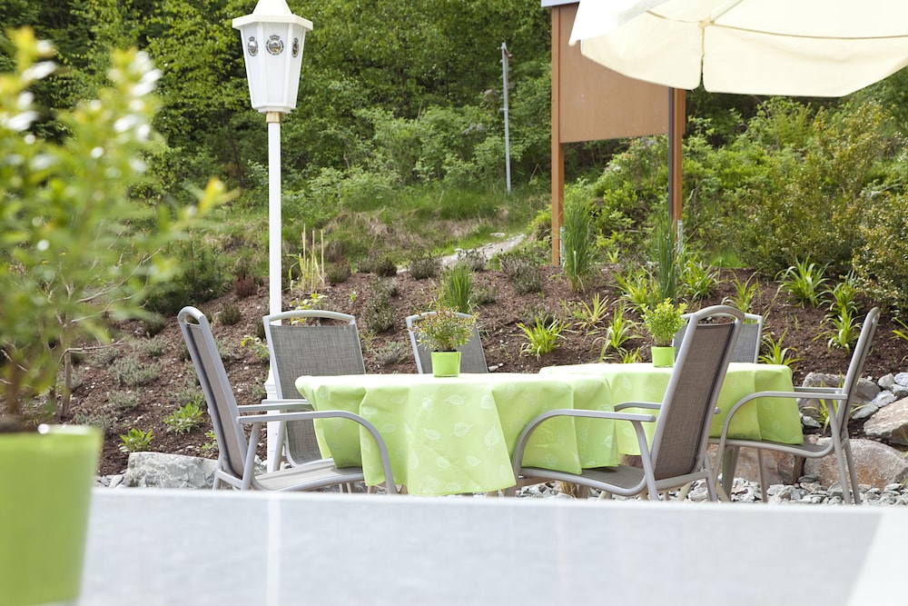 Wald Hotel Willingen 25/30