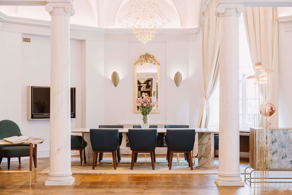 restaurant-cafeteria