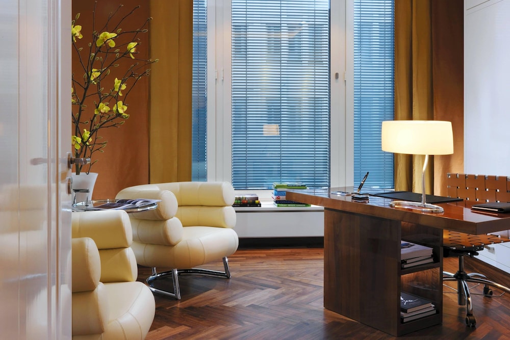 THE RITZ-CARLTON, BERLIN 44/45