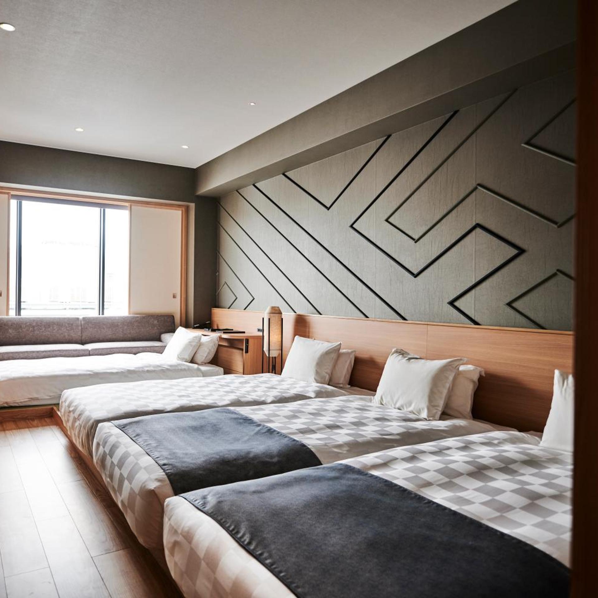 Japanese Western, Deluxe, Twin Beds, Two Extra Beds