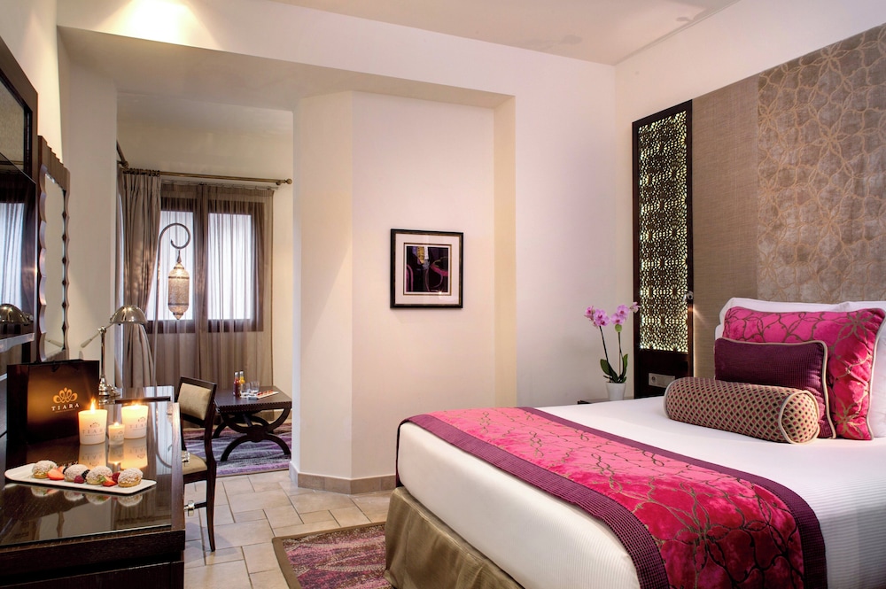 Premium, Single Bed