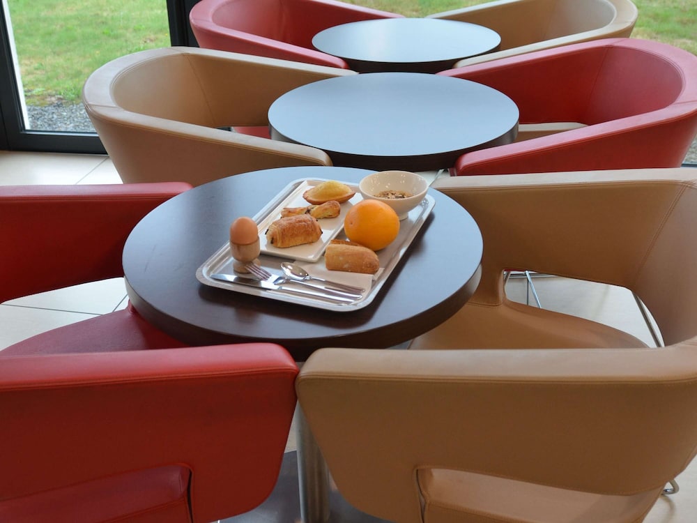 Ibis Guingamp - Coeur De Bretagne 43/63