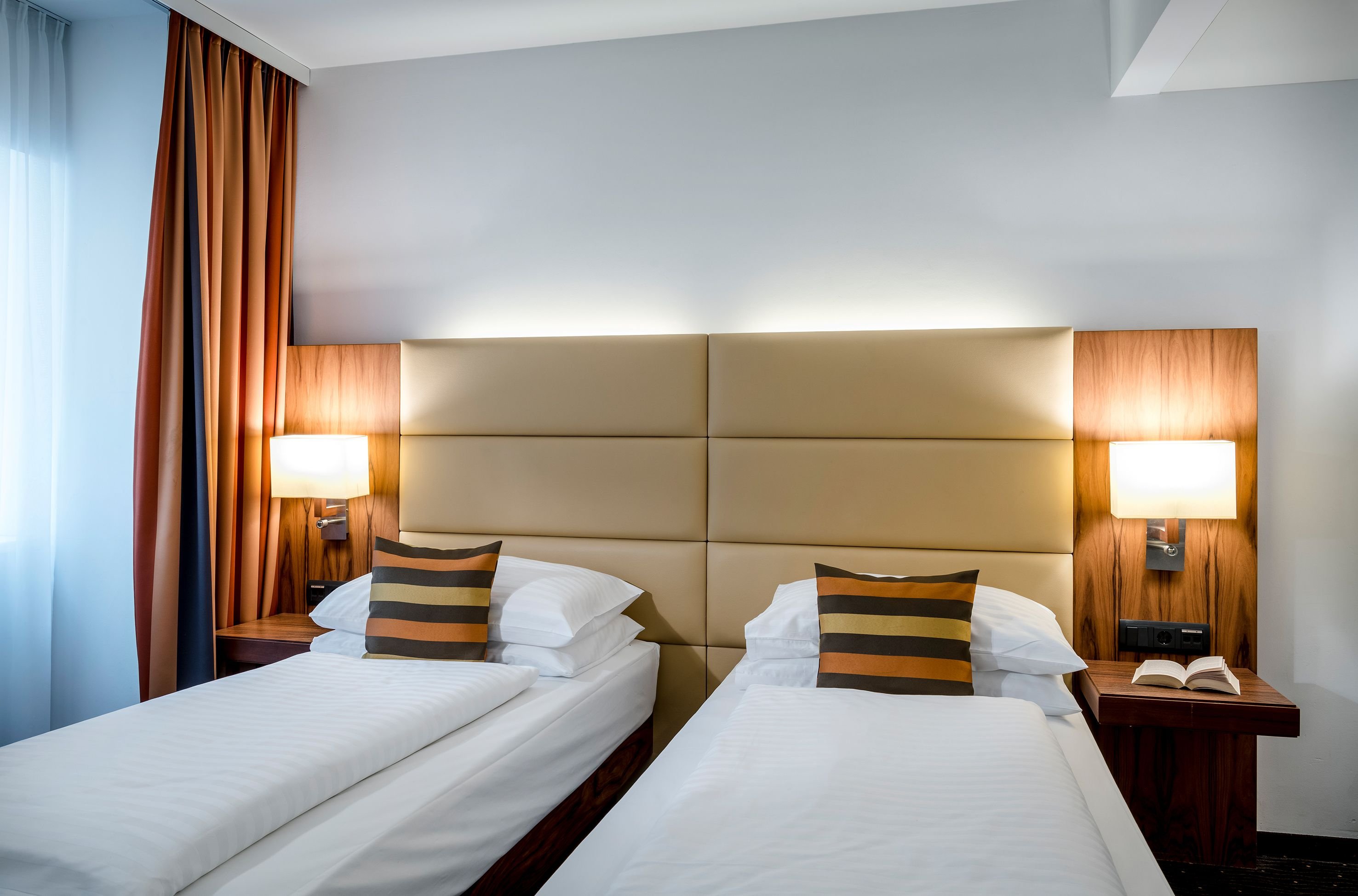 STANDARD, TWIN BEDS