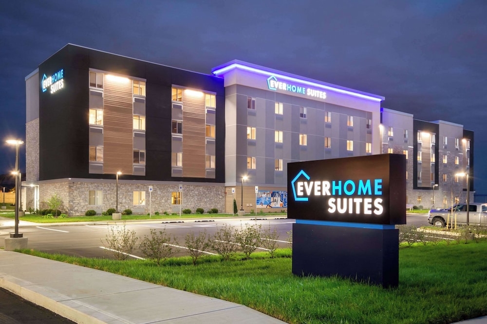 Everhome Suites Lexington - Horse Park 1/36