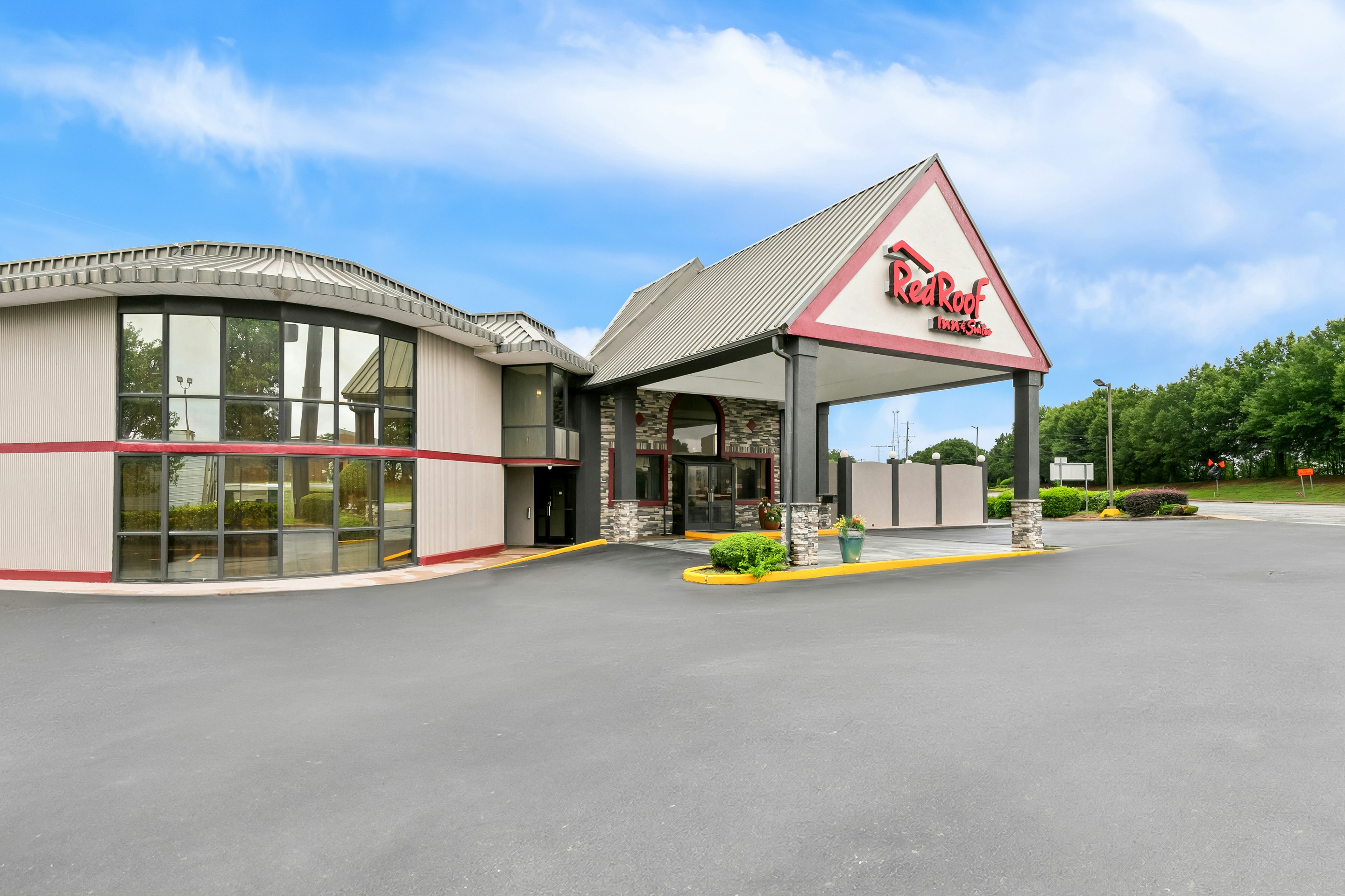Red Roof Inn and Suites Duncan 17/21