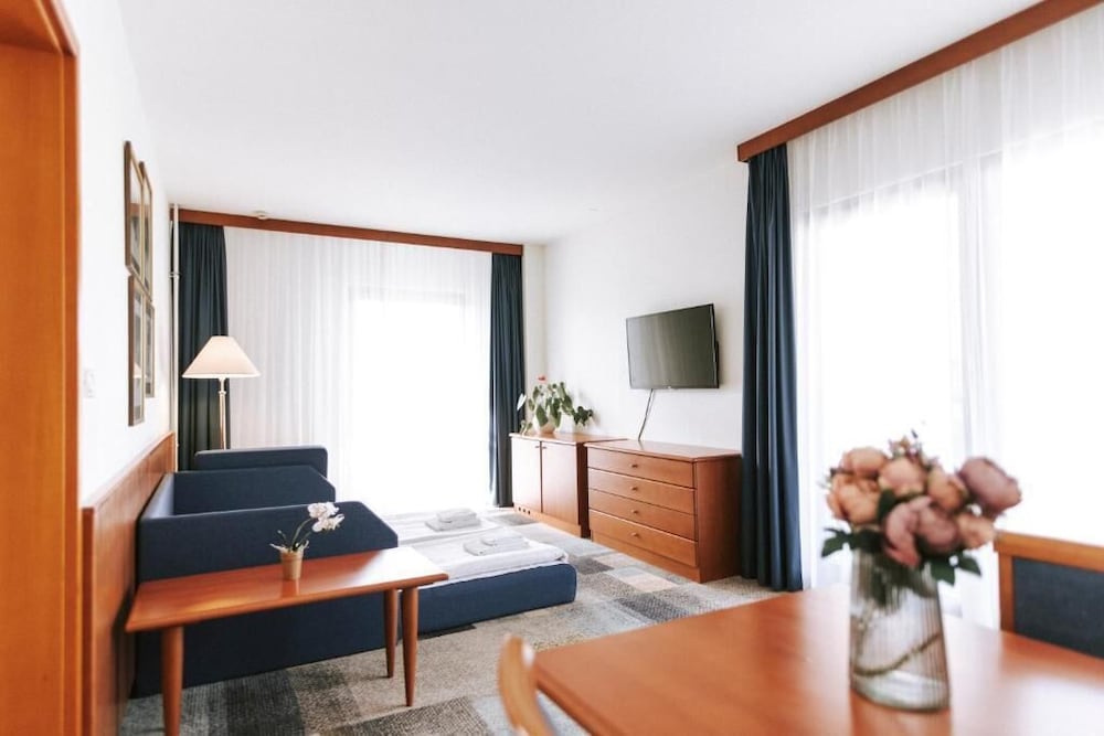 Hotel Toplice 38/50
