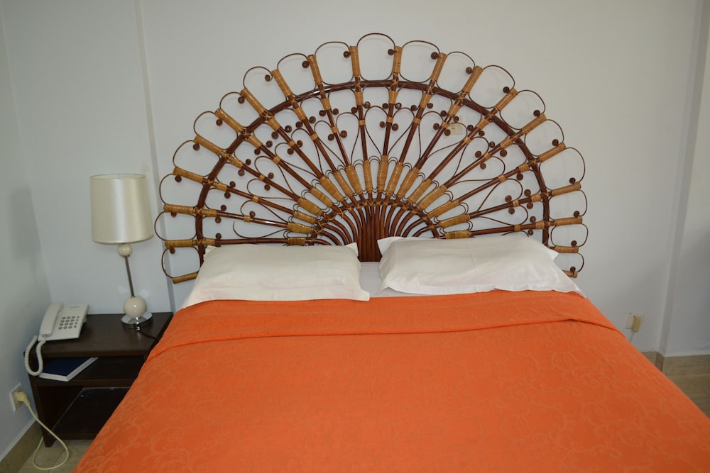 HOTEL AZUR 14/22