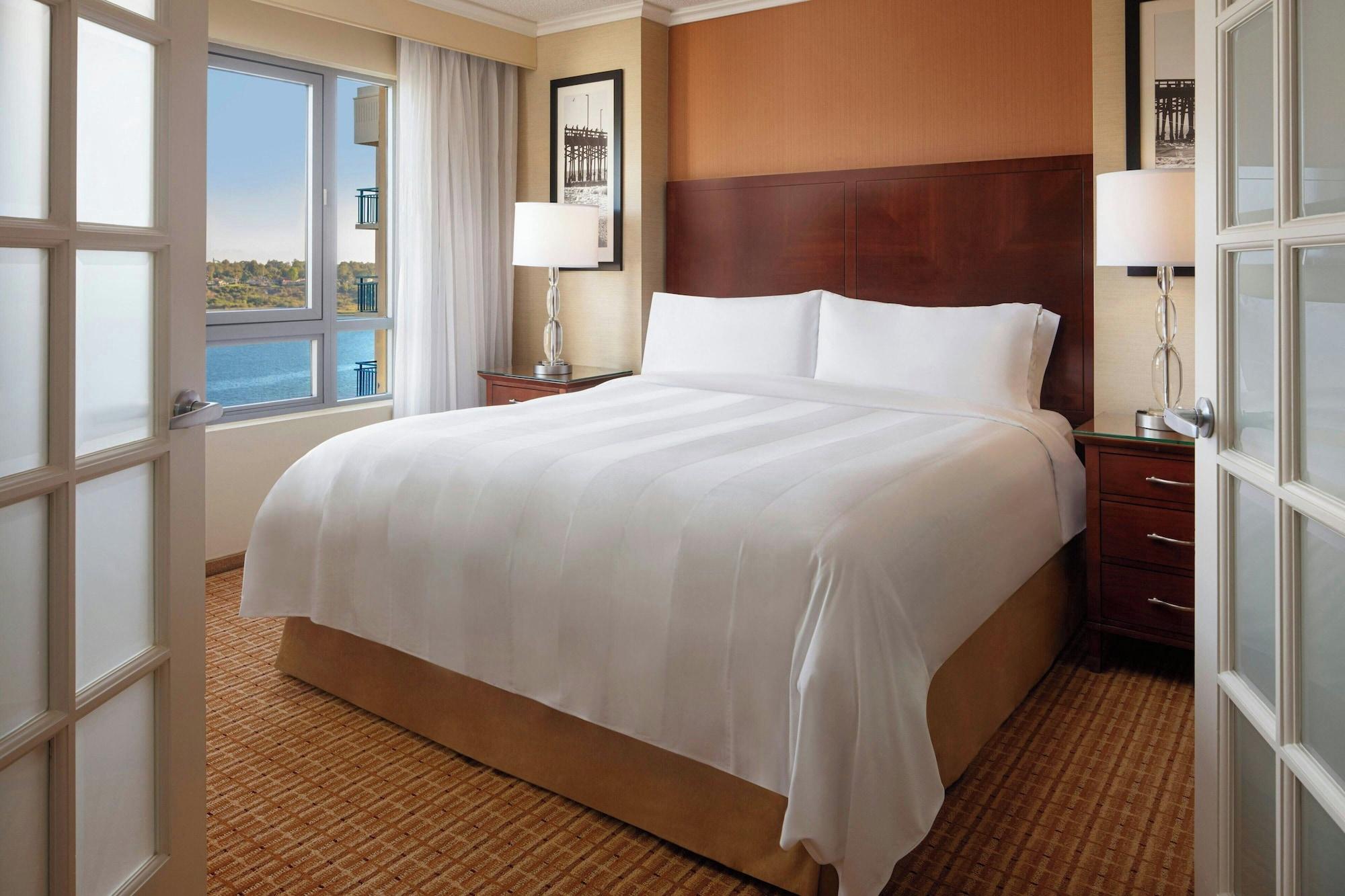 1 Bedroom, Suite, Bay View