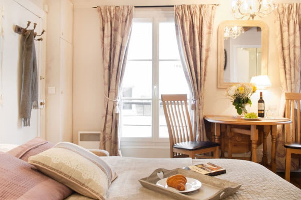 Hotel Bastille 12/57